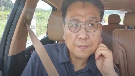 [정천수 섭섭하다 연발하며 연막전... 주식 압류 불안감에 피해자 코스프레]기사 의 대표 이미지